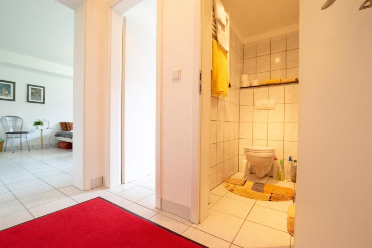Tolstov Apartments - Big 1 Room Apartment - 15 Min Messe DUS Meerbusch Eksteriør billede